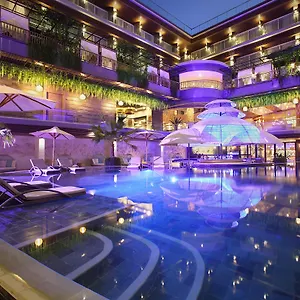 The Crystal Luxury Bay Nusa Dua Semesteranläggning (resort)